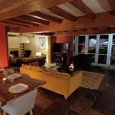 Villa Ferme De Caractere Avec Piscine Et Cheminee