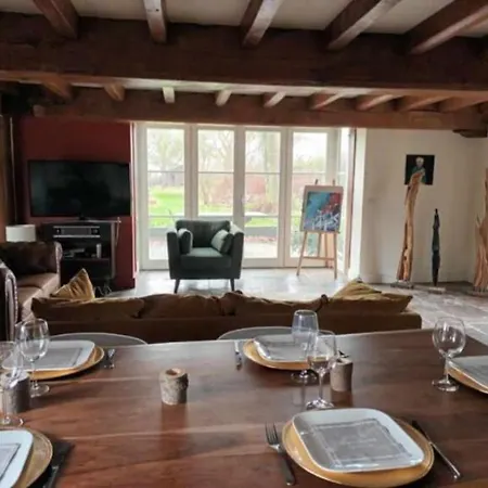 빌라 Ferme De Caractere Avec Piscine Et Cheminee Sainghin-en-Mélantois