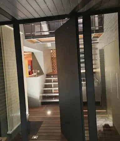 Ferme De Caractere Avec Piscine Et Cheminee *